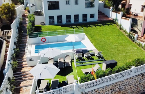 Benalmadena Villa | No car needed! Close to town, great views, SHEETS for all weekly stays