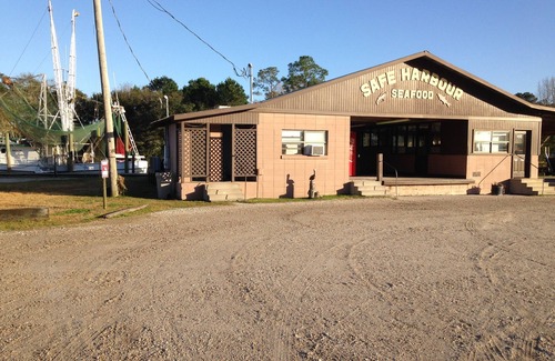 Bon Secour Cottage | NO OWNER FEES ex pet. Close to Beaches but no Condos. 595/Wk Sat. to Sat.