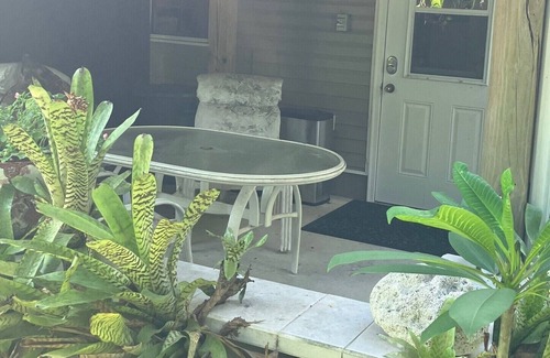 Bokeelia Apartment | No Rat Race here at the Royal Flush.