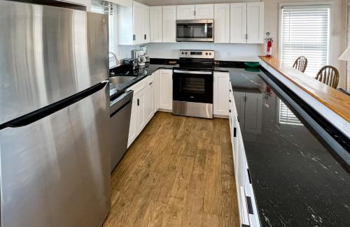 Emerald Isle Apartment | No Regrets Up