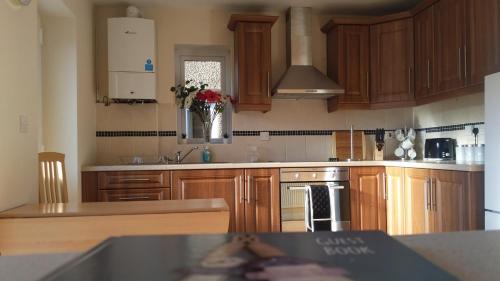 Pentraeth House | No2 Glan Nodwydd