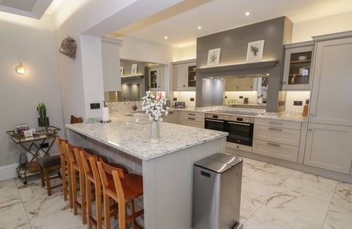 Bridgnorth Cottage | NO3 ON THE SEVERN, family friendly, with a garden in Bridgnorth