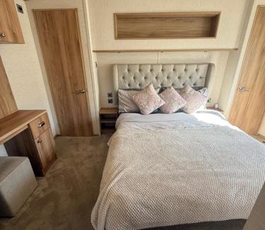 Woodhorn Resort | No38 - The Waterfront Sandy Bay
