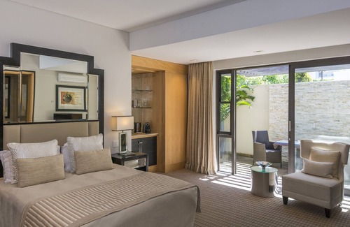 Summerstrand Hotel | No5 Boutique Art Hotel by Mantis