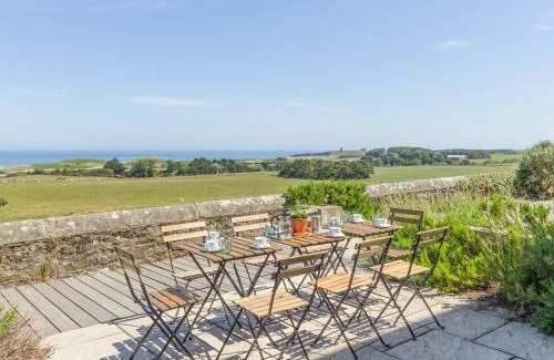 Embleton House | No6 Sea Lane
