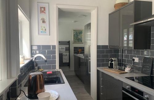 Stamford House | No7 Central Stamford Luxury 2 Bedroom Townhouse