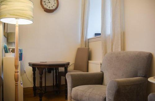 Bamburgh House | No9 Budle Sands