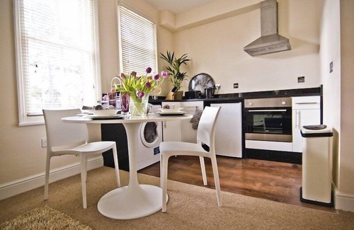 Summertown Apartment | Noa Residence