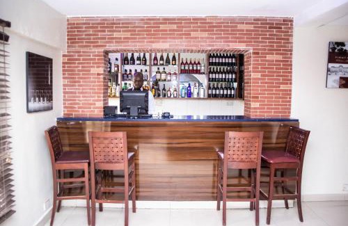 Lekki Phase 1 Hotel | Noah's Ark Hotel & Suites