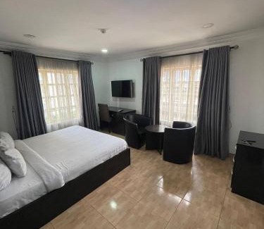 Lekki Phase 1 Hotel | Noah's Ark Hotel & Suites