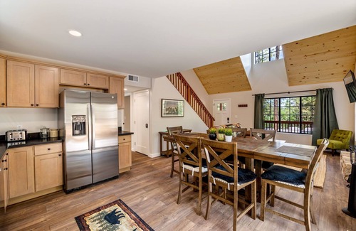 Eagar Cabin | Noble Estates Cabin · Luxe Forest Escape