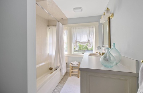 Bridgton Bed & Breakfast | Noble House Inn