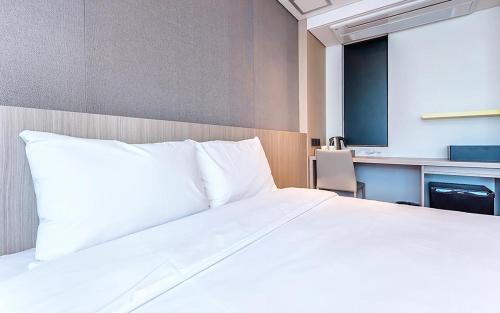 Seogwipo City Hotel | Noblepia Hotel