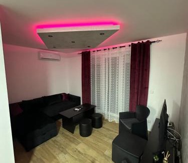Sumadija Apartment | Nobus Jezerska zvezda A7
