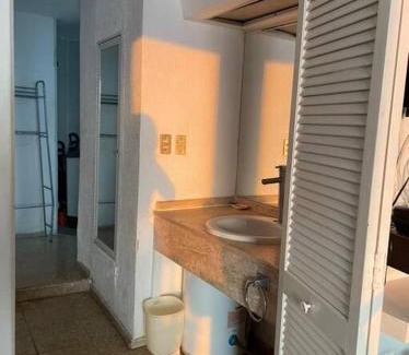 Costa Azul Apartment | Nodisponible por Huracán