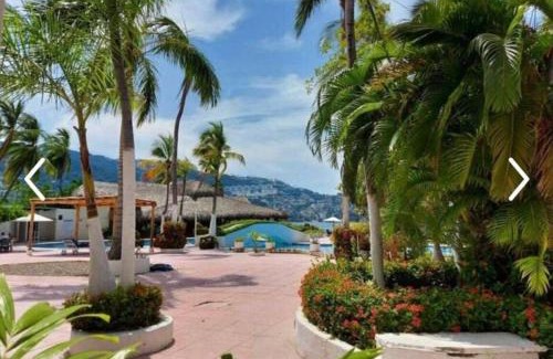 Costa Azul Apartment | Nodisponible por Huracán
