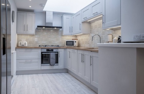 Tenby Cottage | Noe Acre - 3 Bedroom Cottage - Tenby