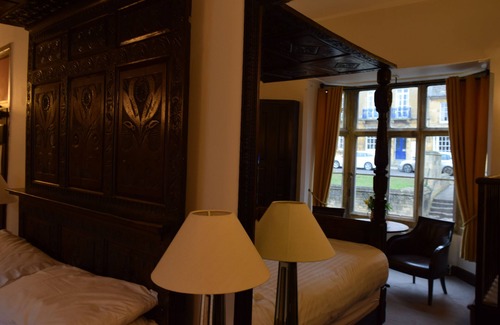 Chipping Campden Hotel | Noel Arms Hotel