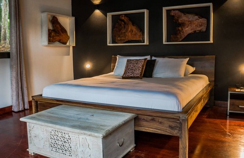 Isla Saboga House | Noelia Private villa by Saboga Lodge