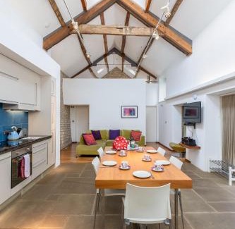 Pickering House | Noelle’s Cottages, The Barn