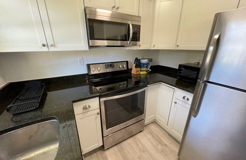 Nokomis Cottage | NOKOMIS BEACH BUNGALOW 229 n15 mins walk to the beach