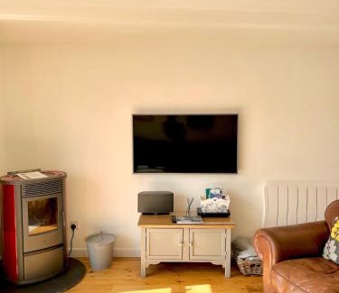 South Cerney House | Nola Lodge