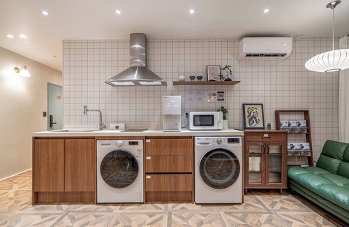 Sinchon-dong Hotel | Nomad Stay in Hongdae