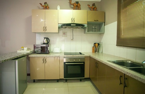 Lusaka Cabin | Nomads Court Lodge