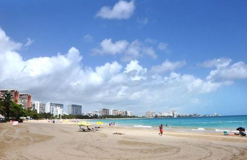 Isla Verde Apartment | Non Stop party Apartment Condo