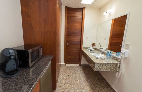 Area Ah Hotel | Nonna Mia