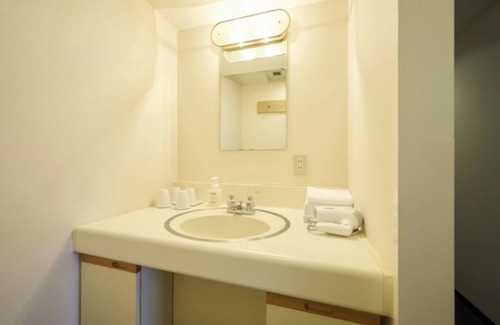 Shijo House | Nonsmoking Deluxe Room corner room Room only/Kyoto Kyōto