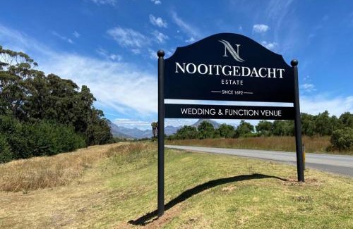 Stellenbosch Apartment | Nooitgedacht Guest Farm Cottages