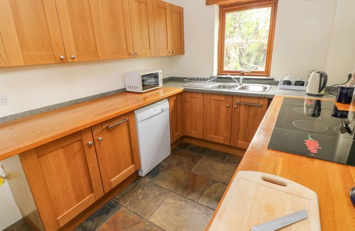 Narberth Cottage | NOOK, character holiday cottage, with a garden in Narberth