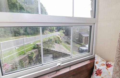 Hollow Meadows Cottage | NOOK FARM HOLIDAY COTTAGE, family friendly in Stocksbridge