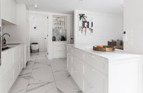 Noosa Heads Apartment | Noosa Parade Apartment - stylish privacy in paradise - private pool, location, beach