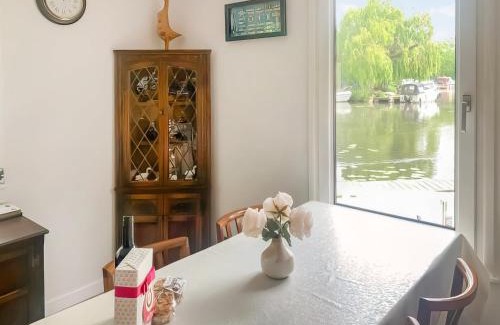Horning House | Noosa Sound