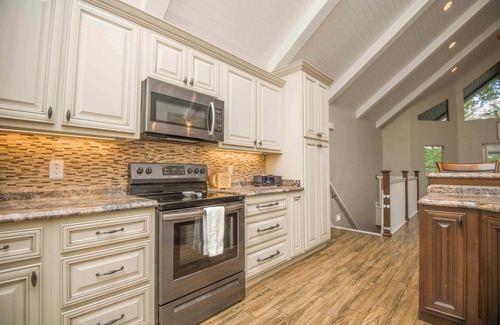Big Creek House | Nor Largo Lake House | Private Dock + 2 Boat Slip, Hot Tub, Fire Pit