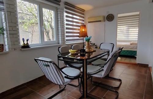 Sremska Mitrovica Apartment | Nora 1