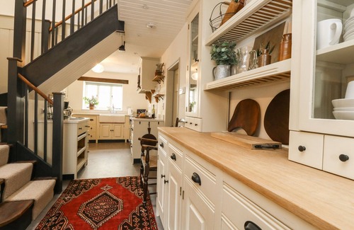 Maiden Newton Cottage | Norden House