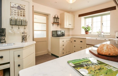 Maiden Newton Cottage | Norden House