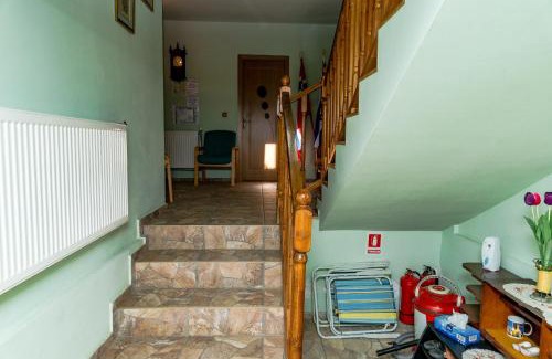 Uricani House | Noring Guest House