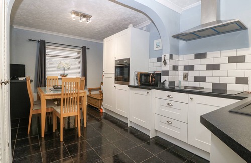 Nefyn House | NORMANDY, pet friendly, character holiday cottage in Nefyn
