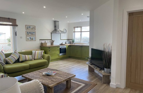 Pevensey House | Normans Bay Charm The Crabshack Cottage