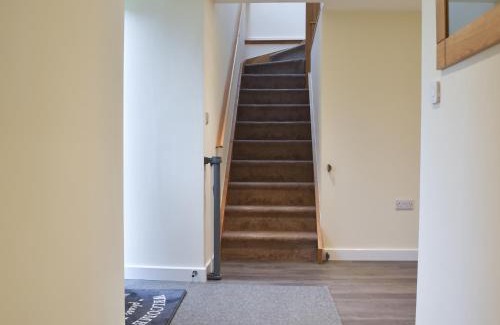Broadwoodkelly House | North Barn