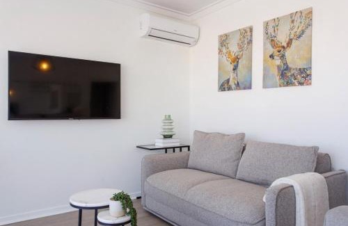 North Beach Apartment | North Beach Nest - Walking Distance to North Beach