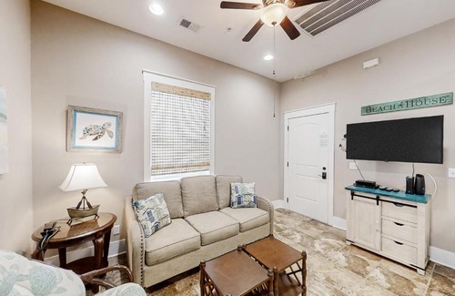 Windy Hill Apartment | North Beach Villas 201