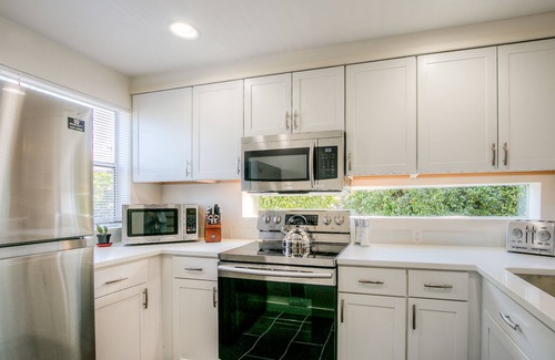 North Bend House | North Bend Escapes Moon River 4,5 - 2 Modern Townhomes on river, up to 12 guests