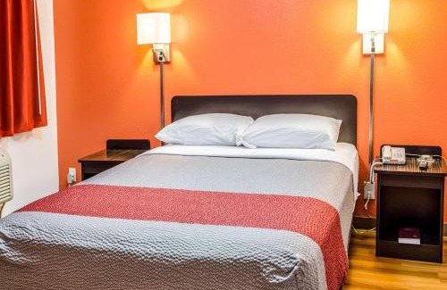 North Charleston Hotel | North Charleston Lodge