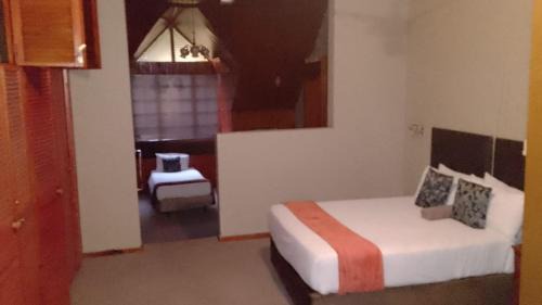 Kwambonambi Hotel | North Coast Gateway Hotel