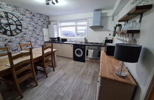 Thurso House | North Coast Property - North Coast Cottage